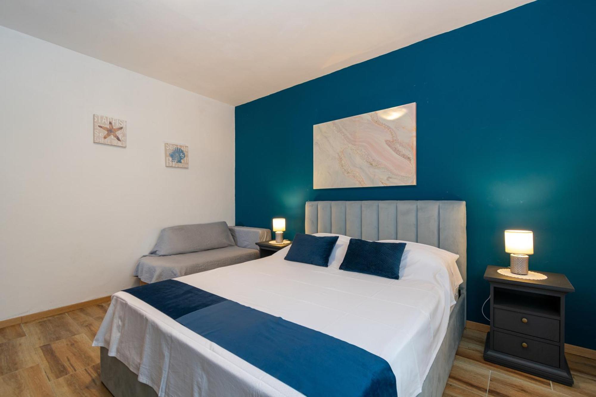 Apartments By The Sea Mandre, Pag - 4093 Kolan Zimmer foto
